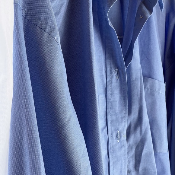 Collared Cropped Button Up Shirt - Picture 4 of 7